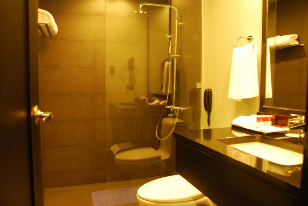 Amelie Hotel Manille Extérieur photo